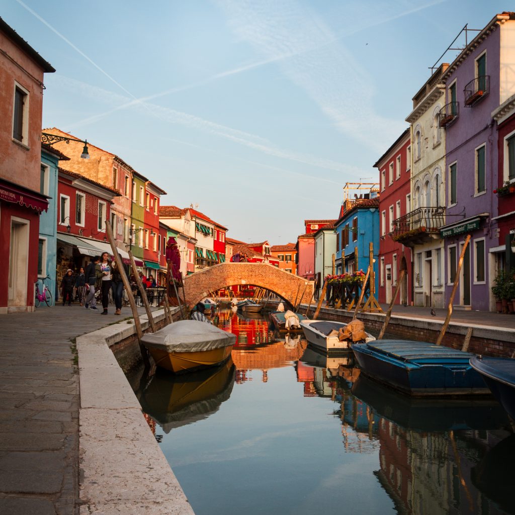 color-sky-street-european-house